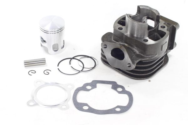 CYLINDER YAMAHA BWS MINARELLI AIR VERTICAL MBK BOOSTER 50 40mm PIN 10MM 2T KOMPLETNY SA
PASUJE DO: APRILIA-AMICO/SR MBK-ACTIVE/BOOSTER/SIRRISO/EW YAMAHA-BELUGA/BW'S/CW/EW/SLIDER ITALJET-ASCOT/BAZOOKA/PISTA/YANKEE