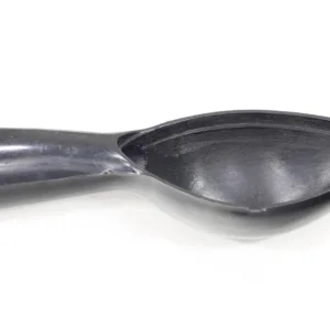 PLASTIK UCHWYT KIERUNKOWSKAZ GY6 TYLNY PRAWY BENZER COLORADO