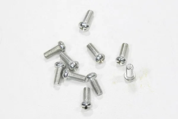ŚRUBA M5x12mm PÓŁOKRĄGŁA 10 SZT. KRZYŻAK