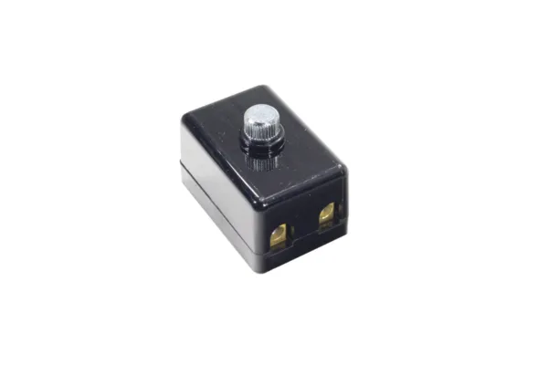 PUSZKA BEZPIECZNIKÓW SIMSON S50 S51 S70 SR4-1 SR4-2 SR4-3 SR4-4 KR50 KR51 KR51/1 KR51/2 SR50 SR80 MZ ES125 ES150 ES175 ES250 ES175/1 ES175/2 ES250/1 ES250/2 ES300 DE