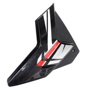PLASTIK BOCZNY PRAWY BENZER ASTON 125 CZARNY