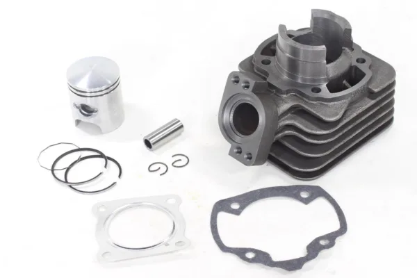 CYLINDER PEUGEOT BUXY SPEEDFIGHT ELYSEO VIVACITY 50CCM 40mm PIN 12MM 2T KOMPLETNY SA
PASUJE DO: PEUGEOT-CITYSTAR/DJANGO/ELYSEO/ELYSTAR/KISBEE/LOOXOR/LUDIX/SPEEDFIGHT/TKR/TREKKER/VIVACITY