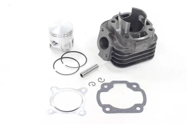CYLINDER YAMAHA JOG/NEO'S APRILIA 70 47mm PIN 10mm 2T SA
PASUJE DO: APRILIA-GULLIVER/RALLY/SCARABEO/SONIC/SR 50 BENELLI-491/K2/NAKED/PEPE DERBI-EASY KTM-ARK/CHRONO/GO/QUADRA MBK-FLIPPER/OVETTO YAMAHA-AXIS/JOG/NEO'S/WHY/ZEST