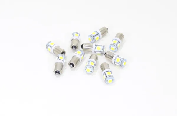 ŻARÓWKA 12V 4W T8.5 BA9S LED 10szt. (BRAK ECE) WB