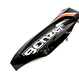 PLASTIK DOLNY BOCZNY LEWY POD SIEDZENIE BENZER BARNET CZARNY (LEKKO PORYSOWANY)