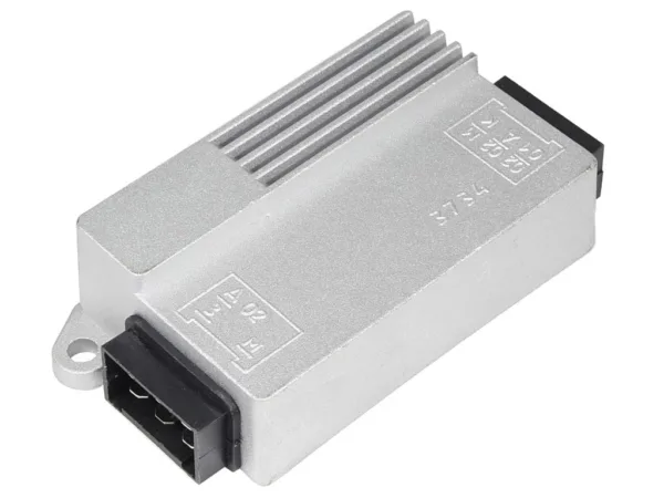 REGULATOR NAPIĘCIA MIŃSK 12V 6 PIN - 6 PIN